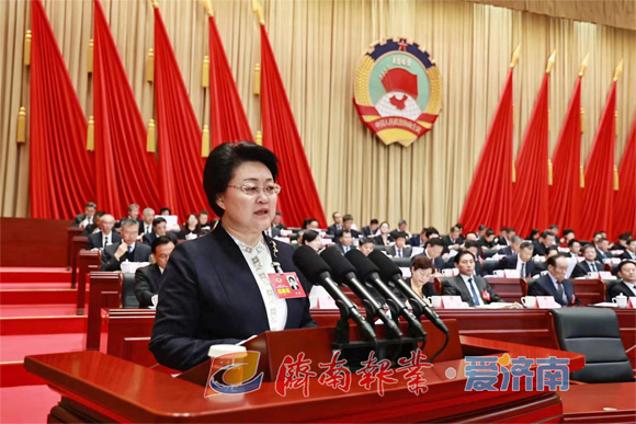刘霞.jpg
